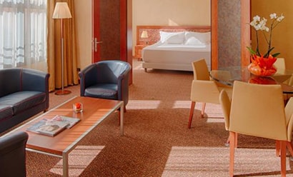 Des Suites aux Vues Panoramiques à l'hôtel Hotel NH Lecco Pontevecchio 4*